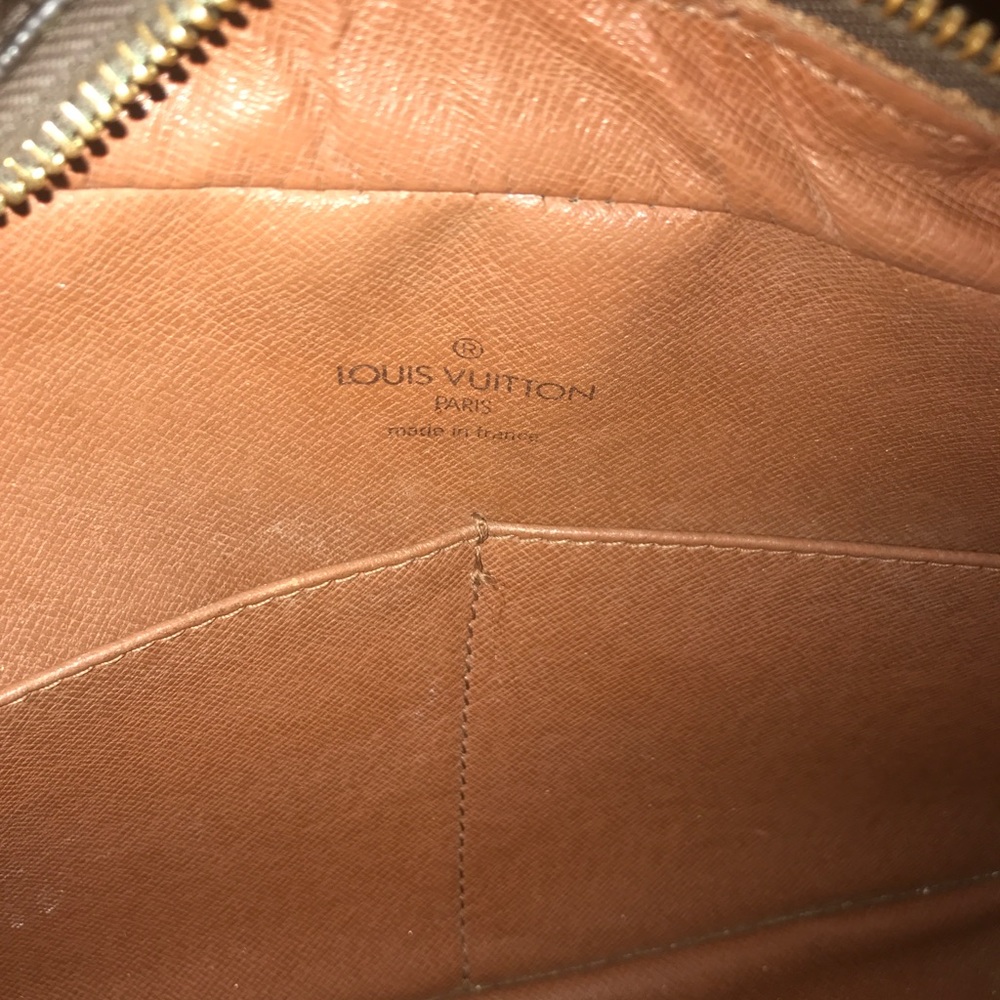 LV Clutch/Crossbody - Picture 5 of 8